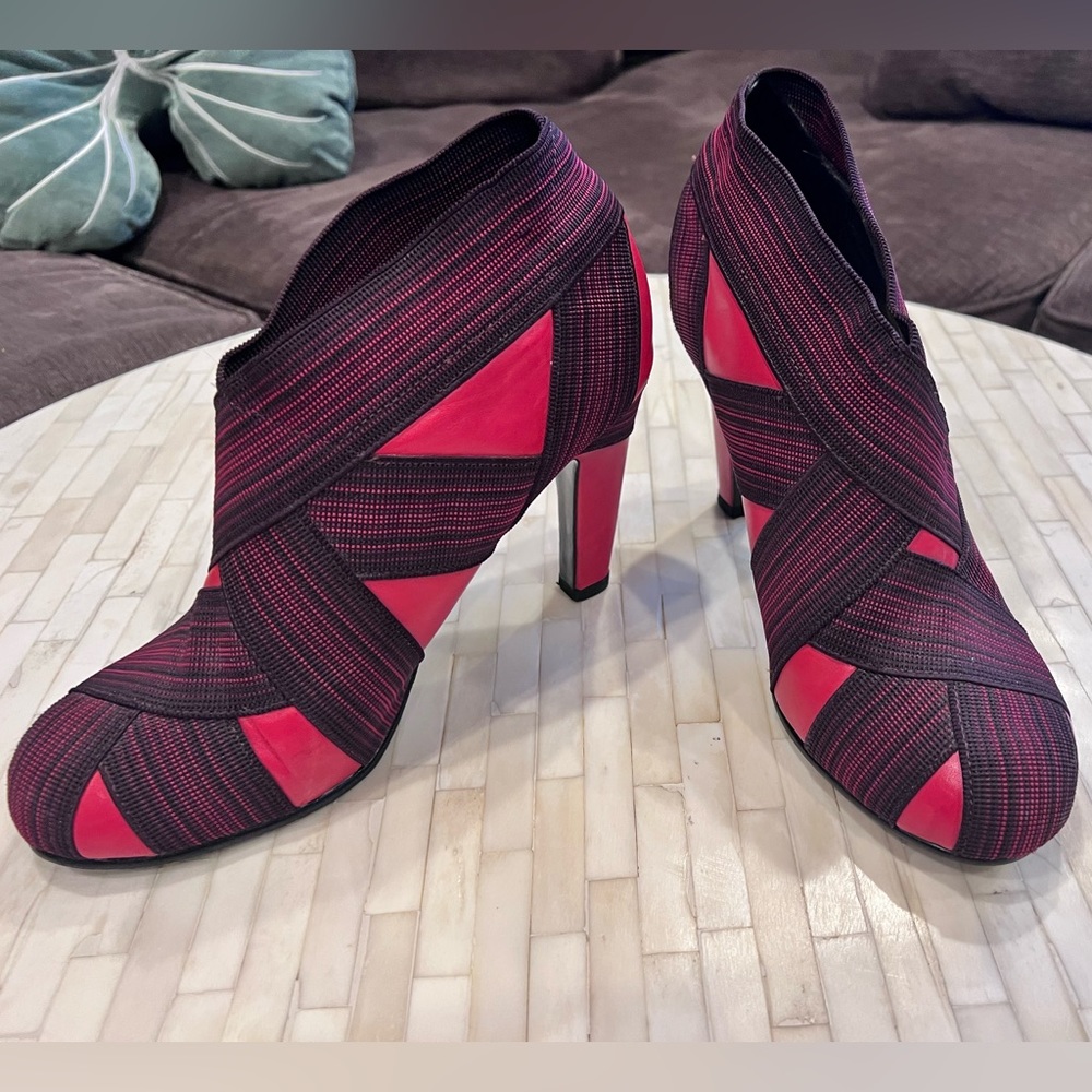 United Nude Red and Black leather Booties